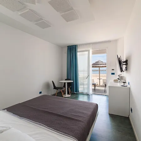 Marina Bay Sea Relais Bed & Breakfast *
