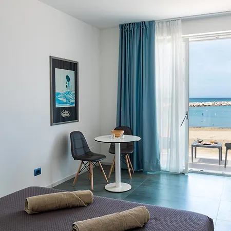 Marina Bay Sea Relais