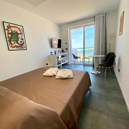 Marina Bay Sea Relais B&B *